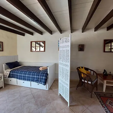Charming Retreat In Betancuria, Spain 农家乐