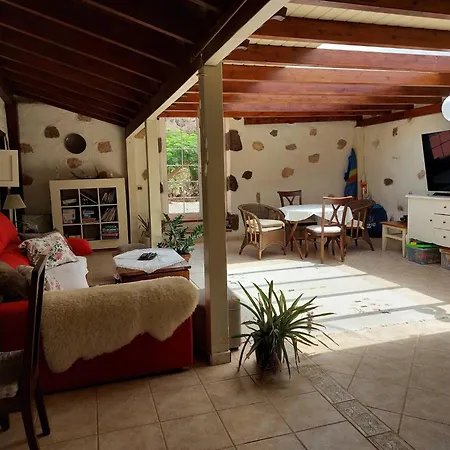 Charming Retreat In Betancuria, Spain Agroturismo Betancuria